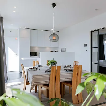 Apartment Huswell - Spacious In With Big Terrace