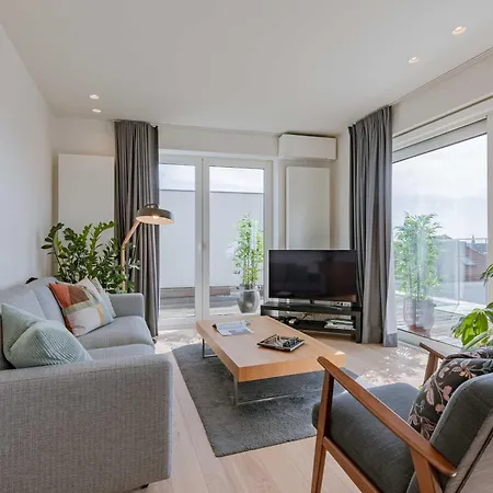 Appartement Huswell - Spacious In With Big Terrace