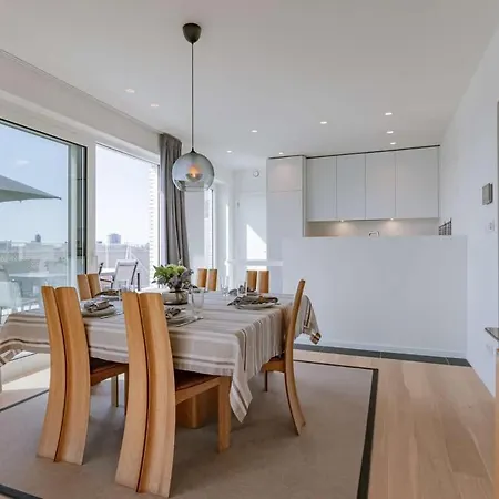 Casiola - Spacious In With Big Terrace خنت