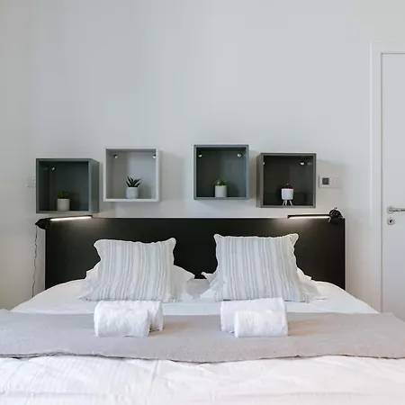 Casiola - Spacious In With Big Terrace