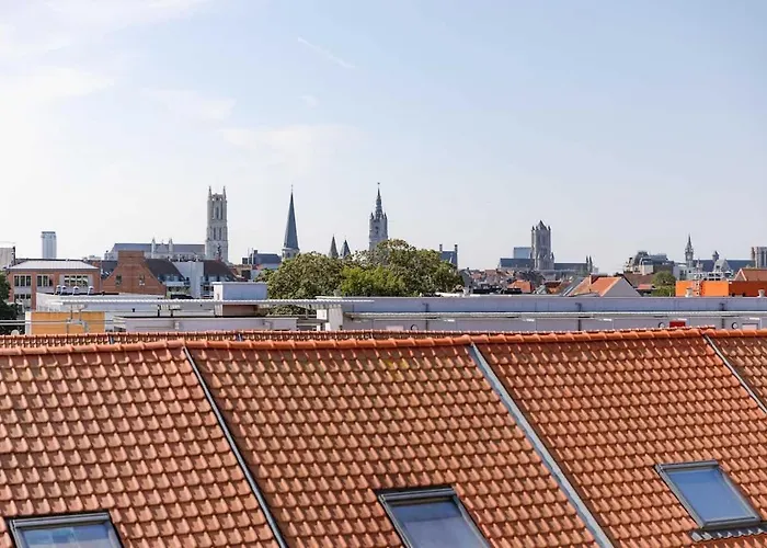 Appartement Casiola - Spacious In With Big Terrace Gand