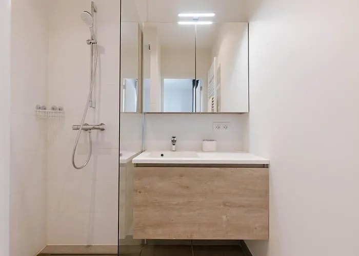 Casiola - Spacious In With Big Terrace