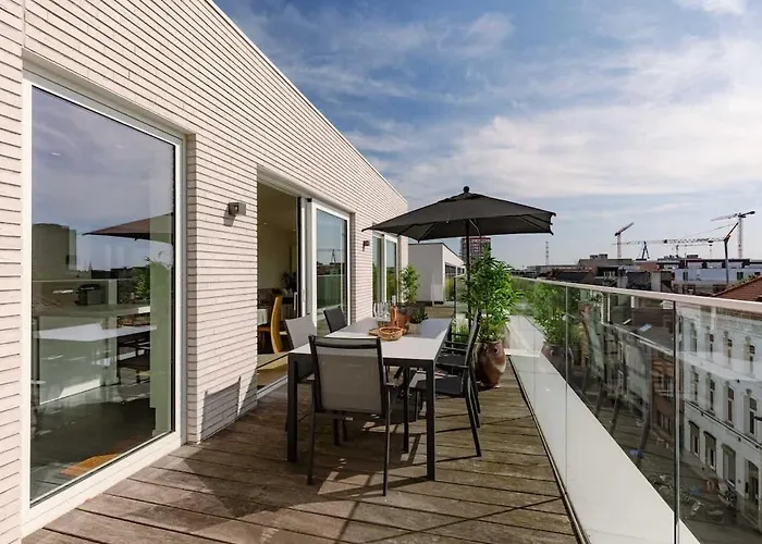 Casiola - Spacious In With Big Terrace Apartamento